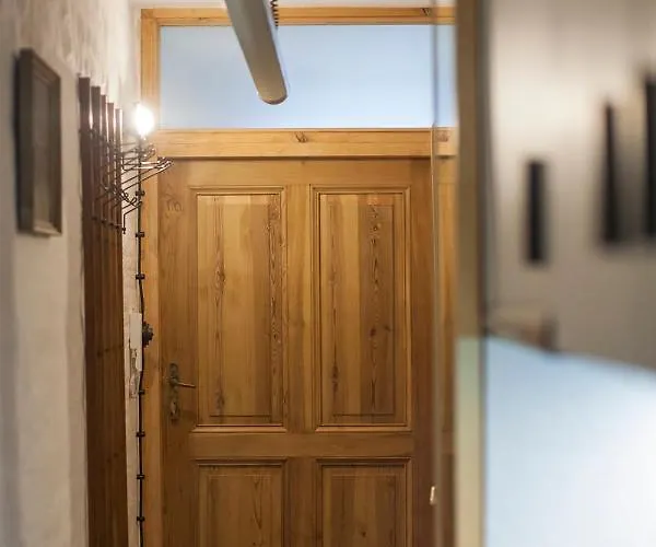 Przy Katedrze Apartment *